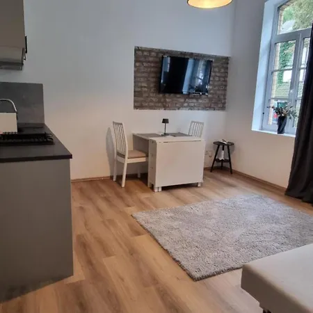 Lintorf Living - Stylish Old Building Near Duesseldorf Ratingen
