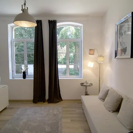 Lintorf Living - Stylish Old Building Near Duesseldorf Appartement Ratingen