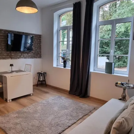 Lintorf Living - Stylish Old Building Near Duesseldorf Ratingen
