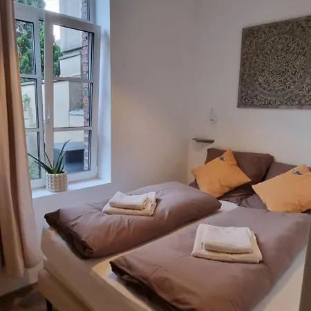 Lintorf Living - Stylish Old Building Near Duesseldorf Ratingen